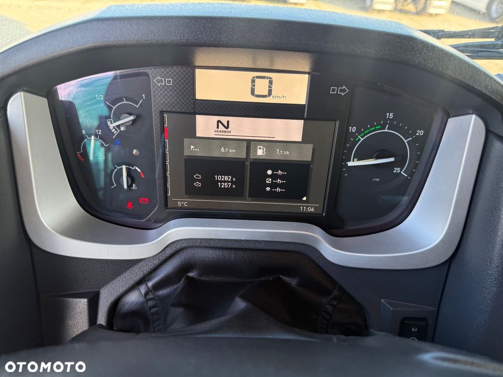 Renault T480 / KLIMA POSTOJOWA / DUŻA KABINA / PEŁNY SPOILER / SPROWADZONA / STAN BDB / / / - 29