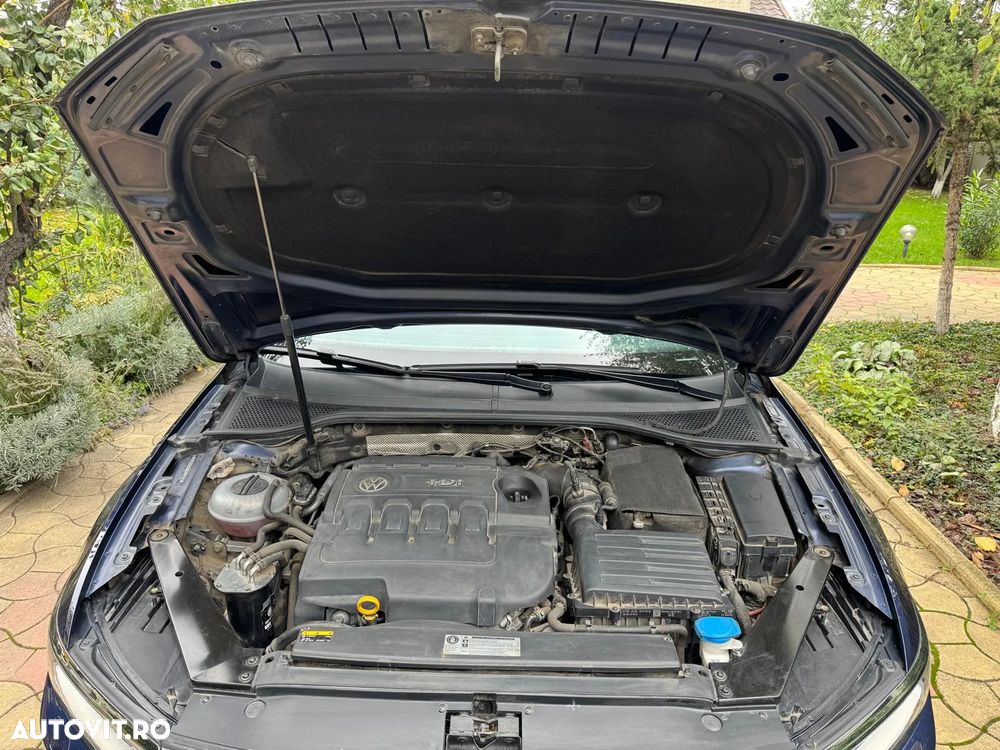 Volkswagen Passat Variant 2.0 TDI DSG Highline - 28