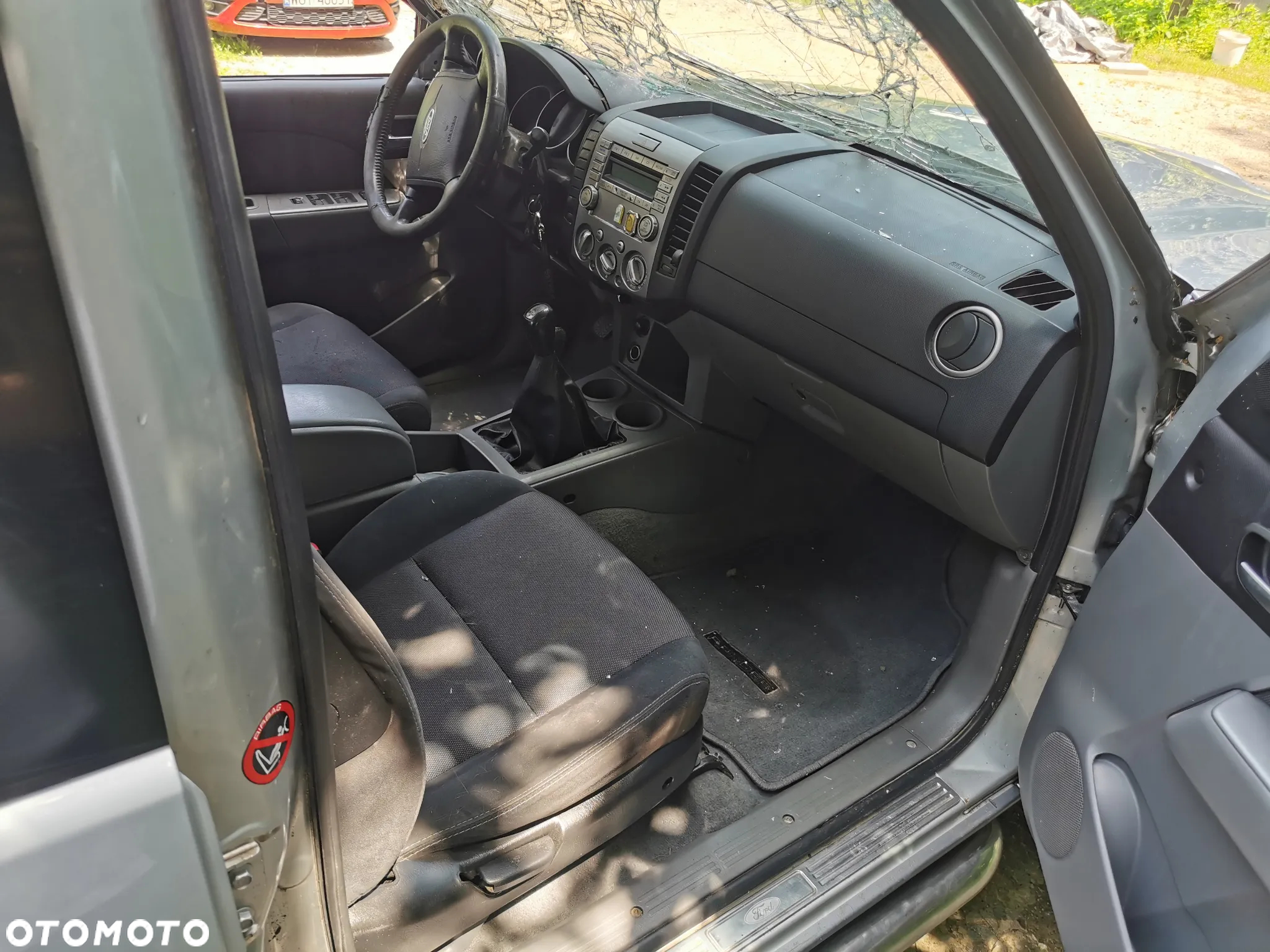Ford Ranger 2.5 TDCi DC XLT - 13