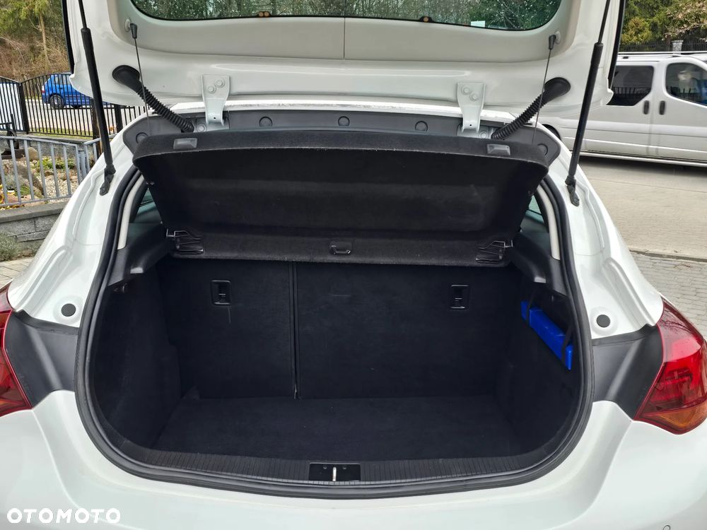 Opel Astra 1.4 Turbo - 17