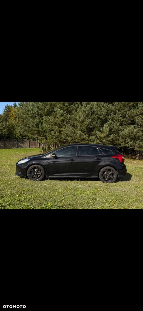 Ford Focus 2013 photo 3