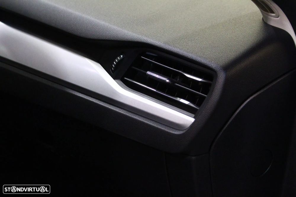 Ford Focus SW 1.5 TDCi Titanium - 17