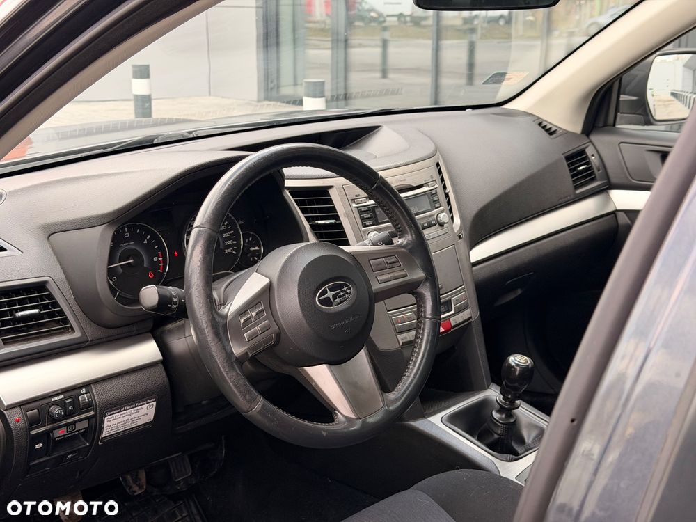 Subaru Outback 2.0 D Comfort - 11