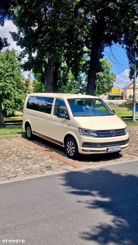 Volkswagen Caravelle - 1