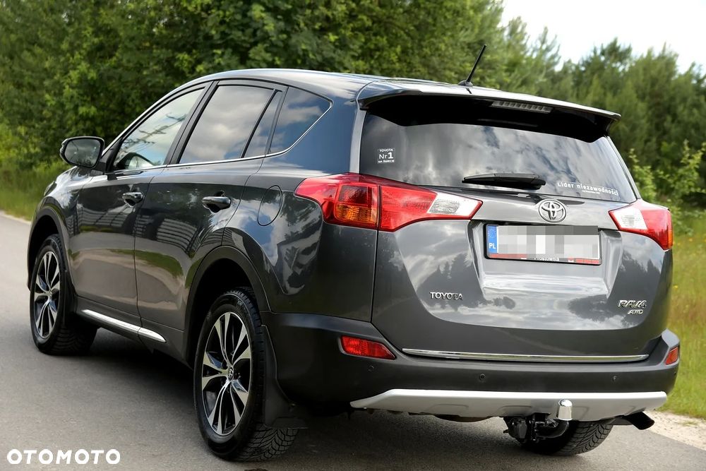 Toyota RAV4 - 4