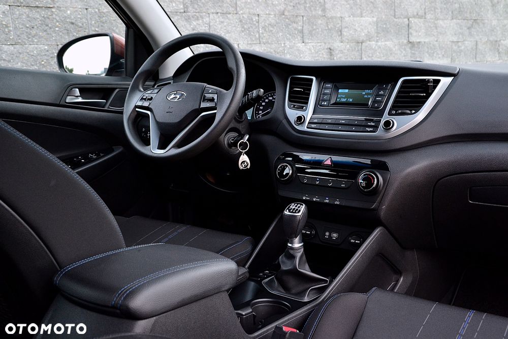 Hyundai Tucson blue 1.7 CRDi 2WD Passion - 14