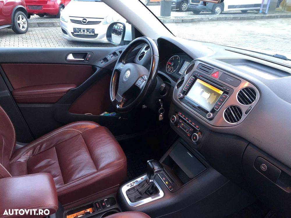 Volkswagen Tiguan 2.0 TDI DPF 4Motion DSG Track & Field - 5