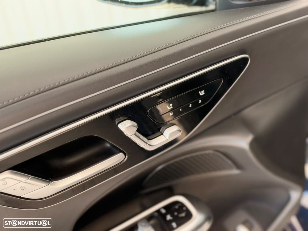 Mercedes-Benz E 300 de AMG Line - 12