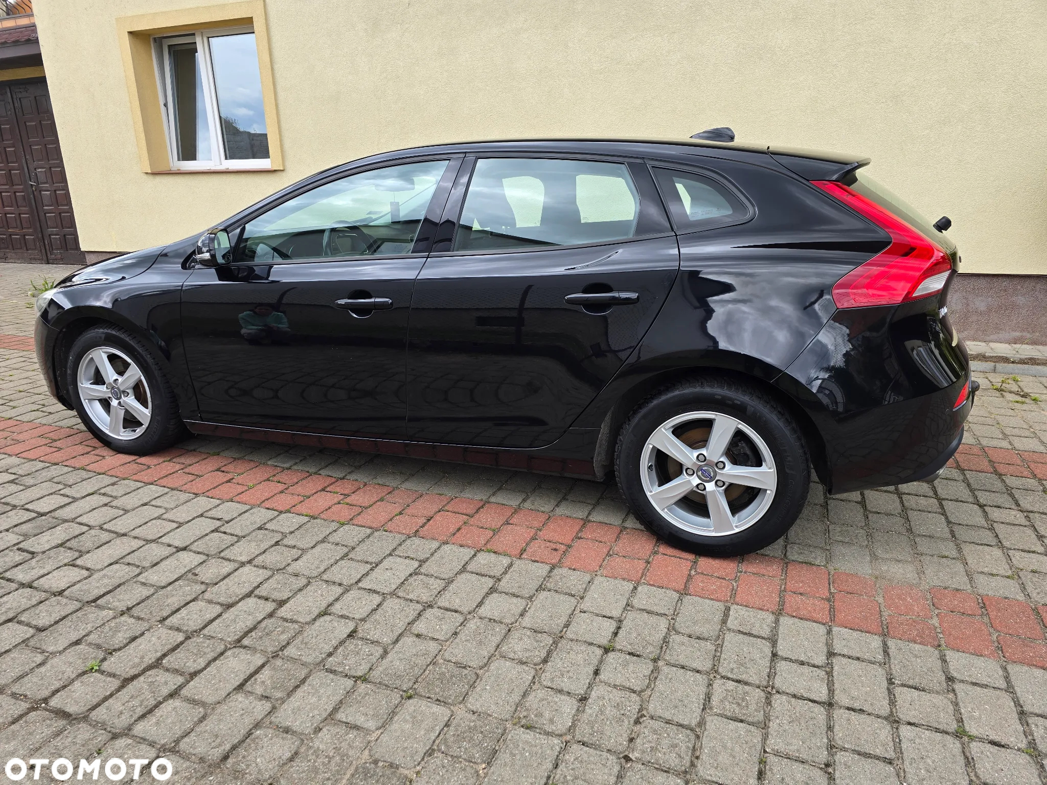 Volvo V40 T2 Kinetic - 3