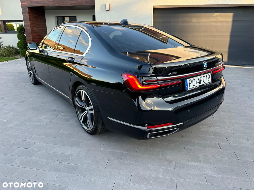 BMW Seria 7 730d xDrive - 17