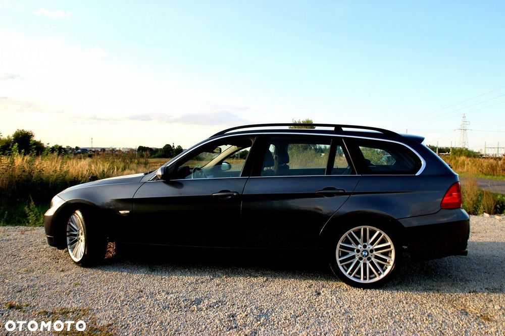 BMW Seria 3 325i - 11