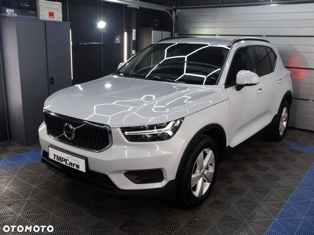Volvo XC 40 - 25