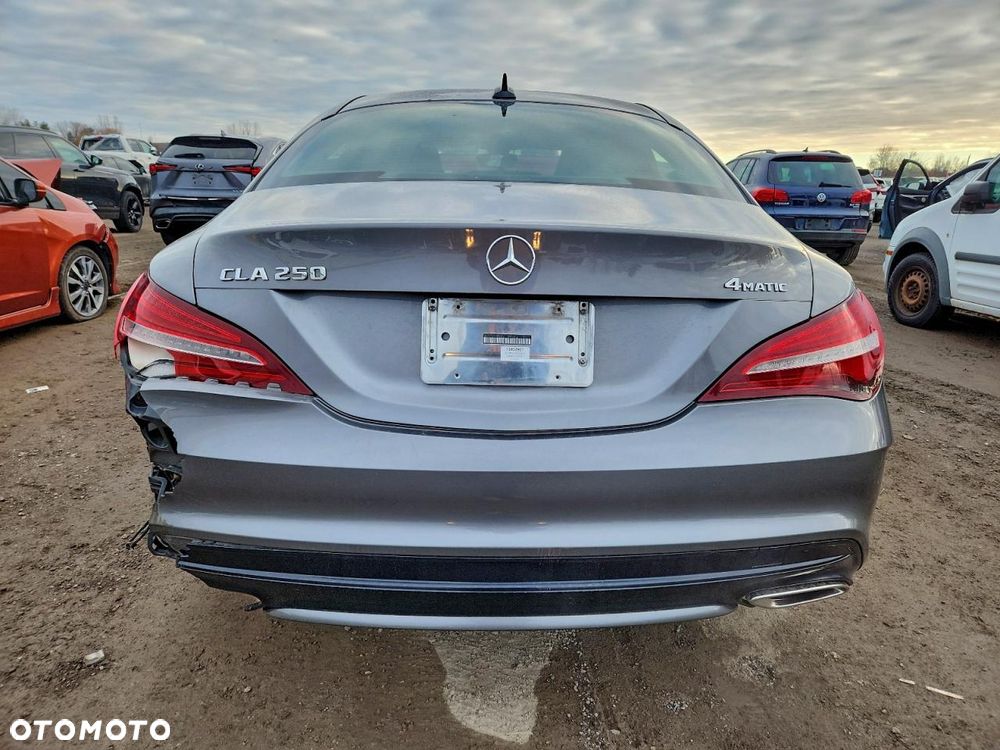 Mercedes-Benz CLA - 6