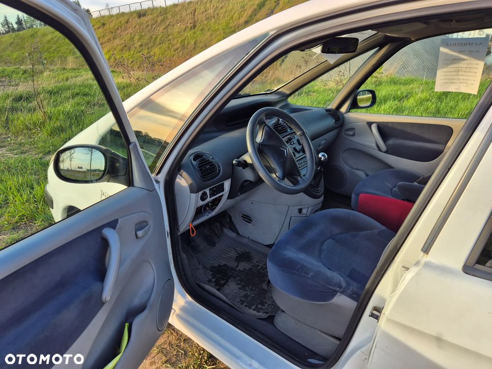 Citroën Xsara Picasso 1.6 HDI Exclusive - 9