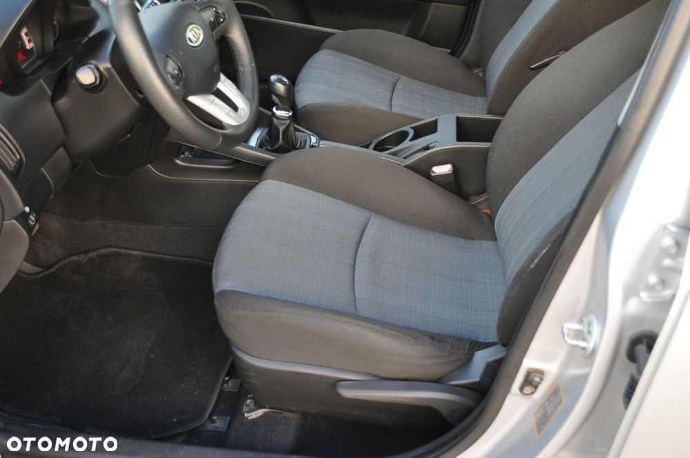 Kia Ceed - 20