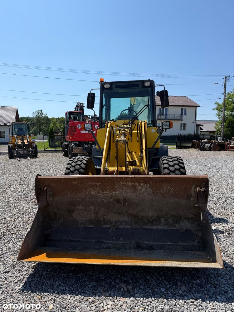 Komatsu WA90 - 2