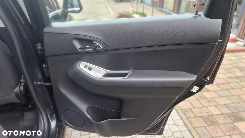 Chevrolet Orlando 1.8 LTZ - 35