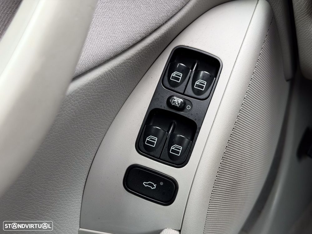 Mercedes-Benz C 200 CDI Auto Classic Sport Edition + - 32