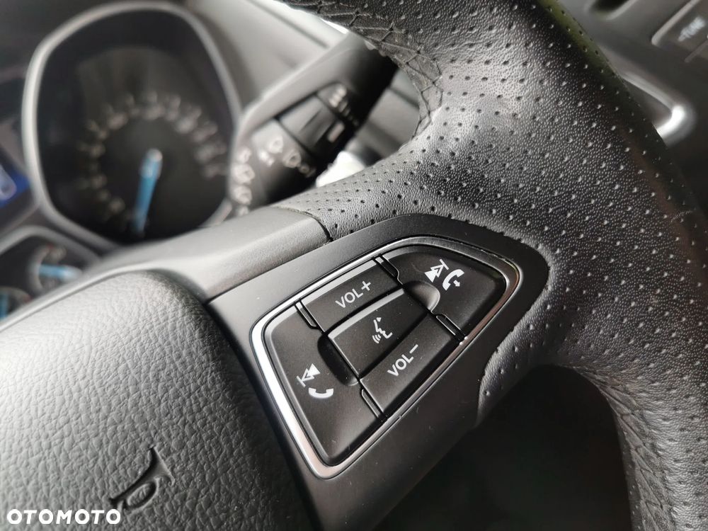 Ford Focus 1.5 EcoBoost STart-Stopp-System ST-LINE - 13