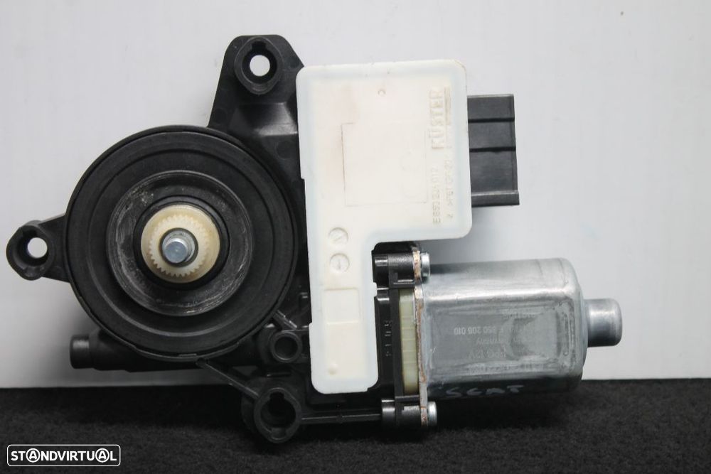 MOTOR ELEVATÓRIO DIANTEIRO DO VIDRO DIREITO SEAT IBIZA - 2