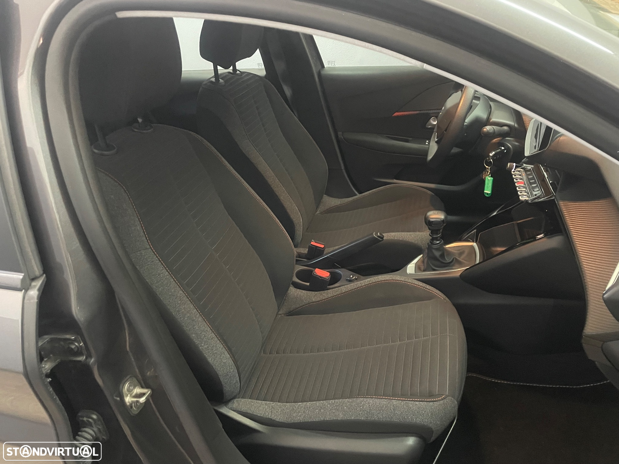 Peugeot 208 PureTech 100 Active - 17