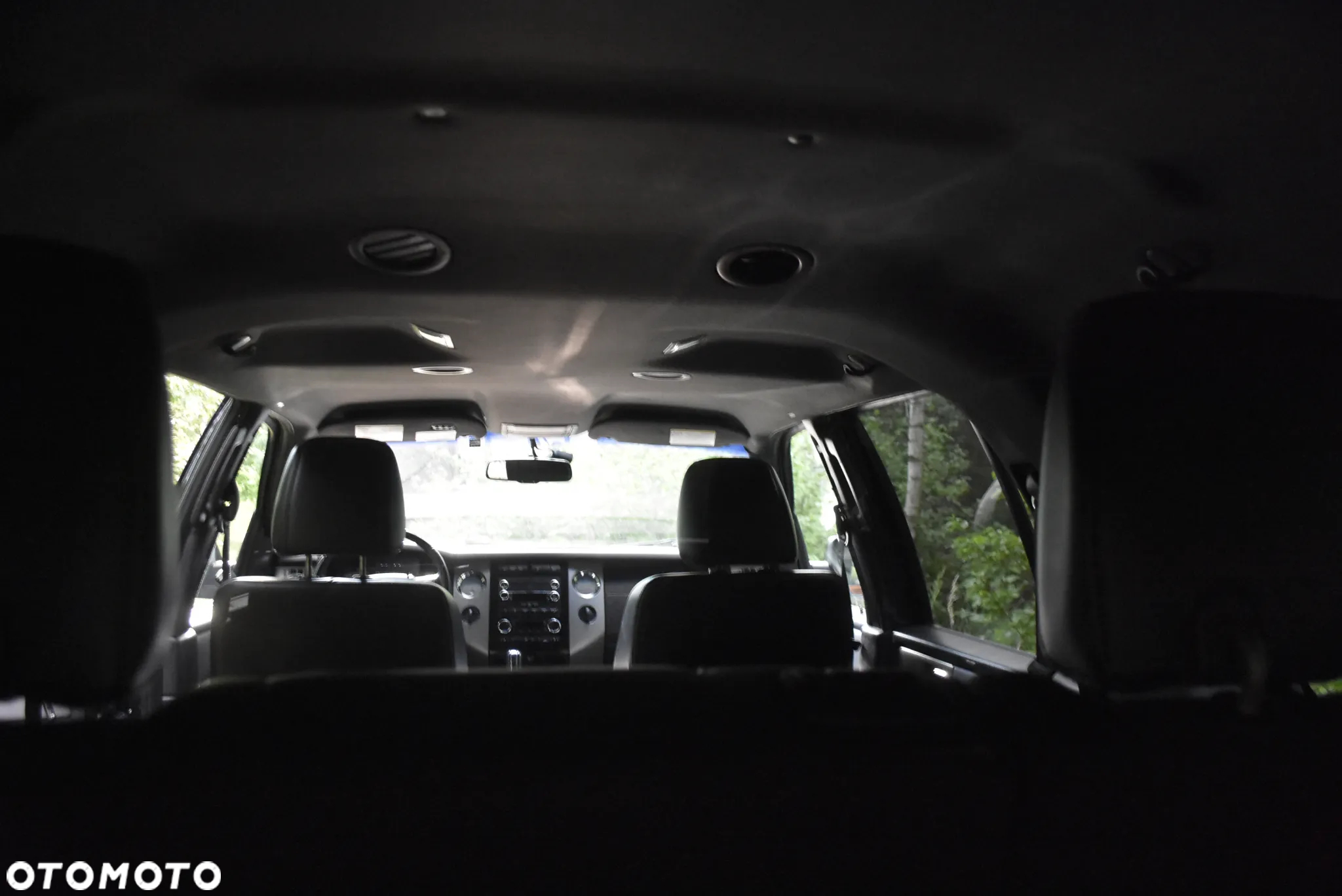 Ford Expedition - 28