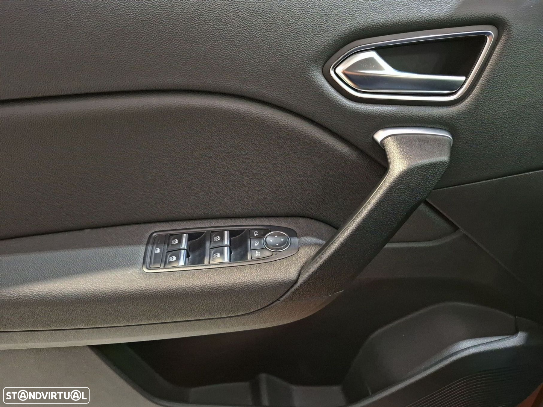 Renault Captur 1.0 TCe Exclusive - 26