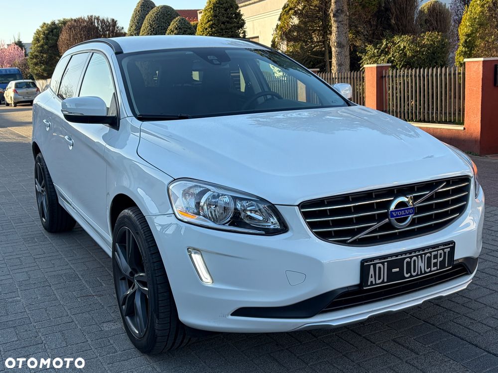 Volvo V60 D4 Momentum - 12