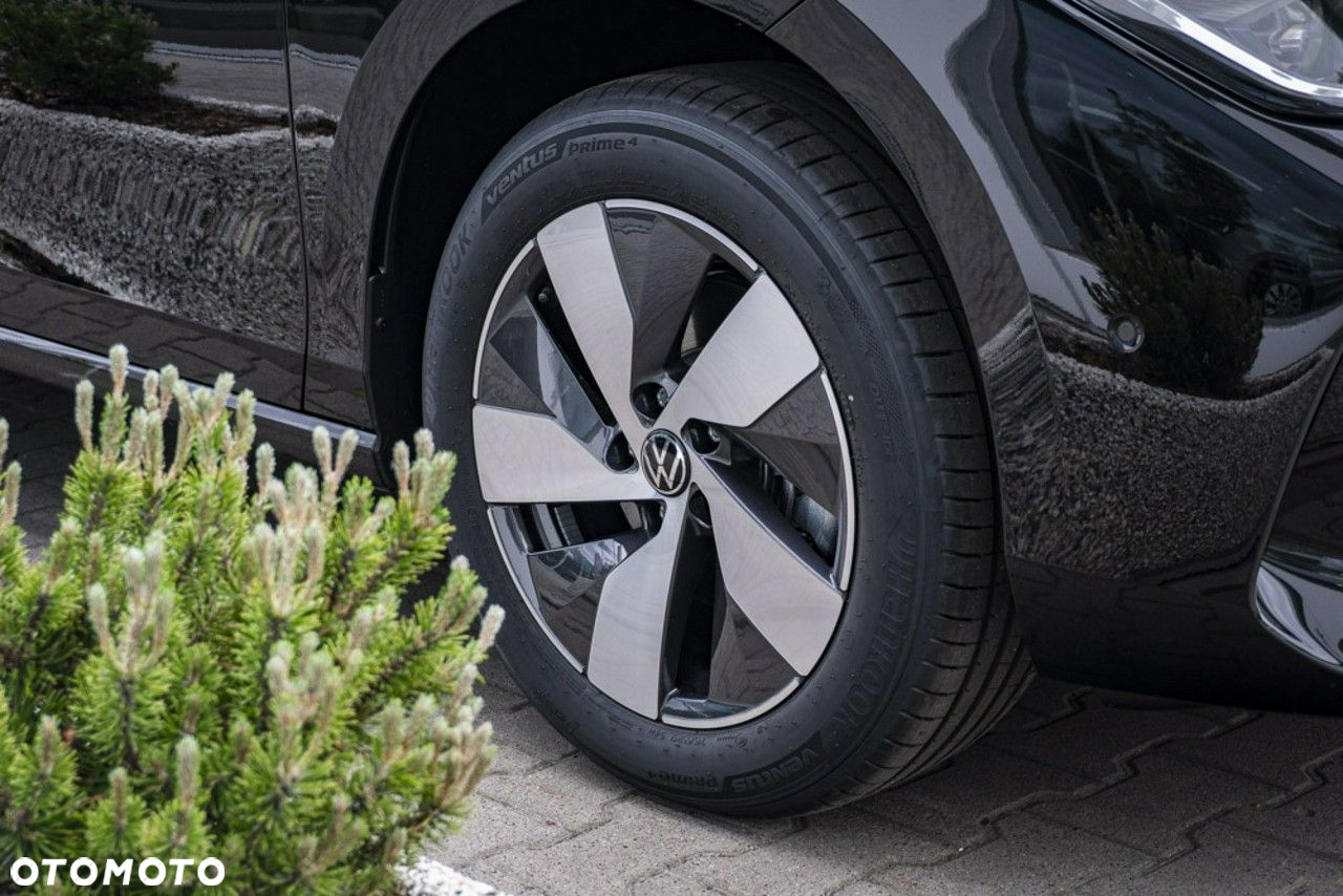 Volkswagen Passat - 8