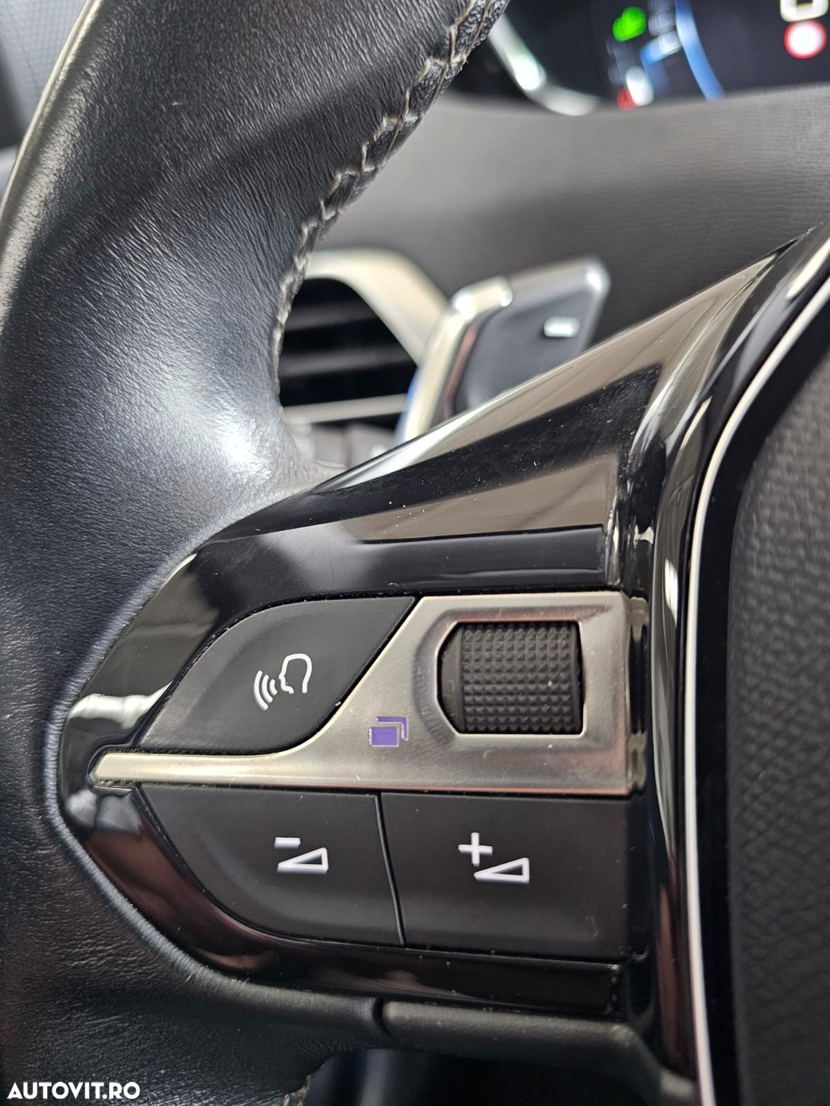 Peugeot 3008 BlueHDi 130 Stop & Start EAT8 Allure - 37