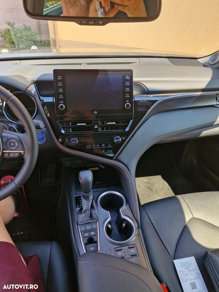 Toyota Camry 2.5 Hybrid Exclusive - 7