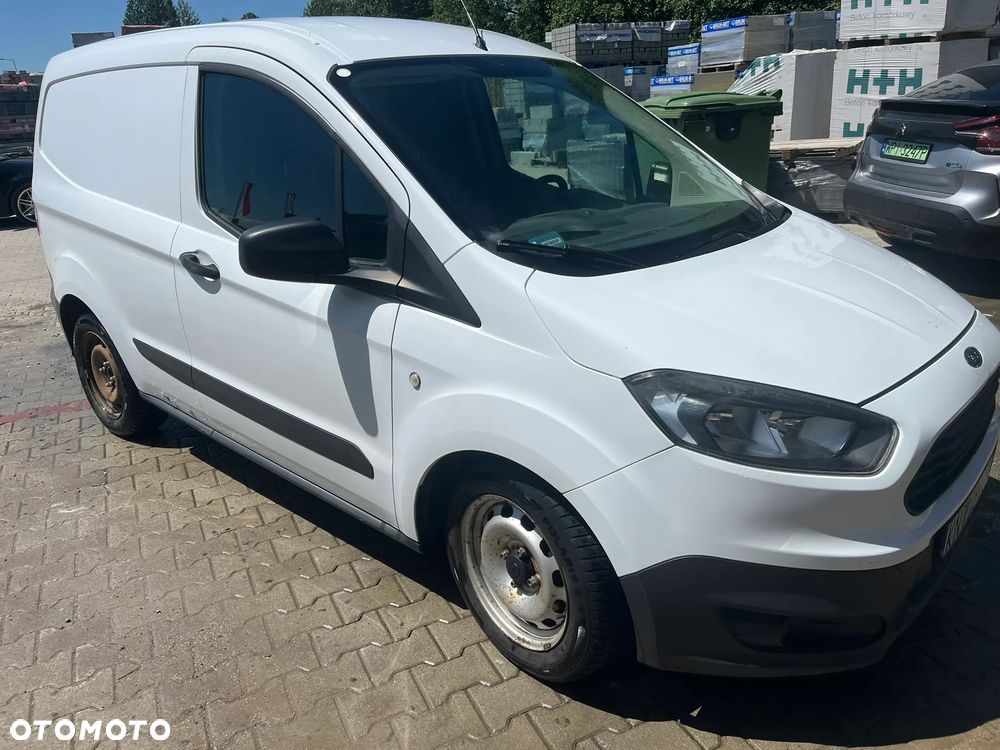 Ford Courier - 4