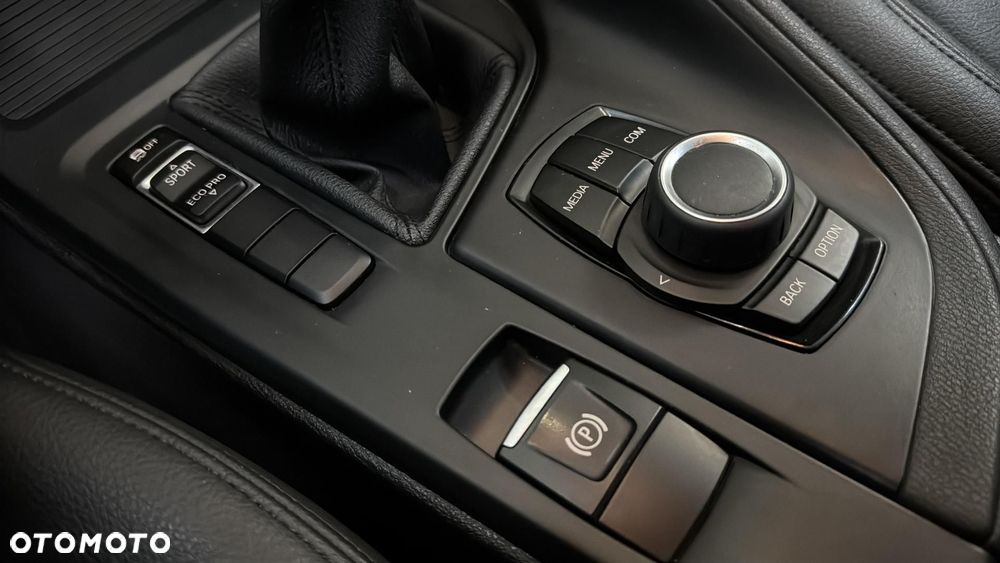 BMW X1 sDrive16d - 21