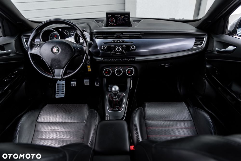 Alfa Romeo Giulietta 1.8 TBi 16V Quadrifoglio Verde - 28