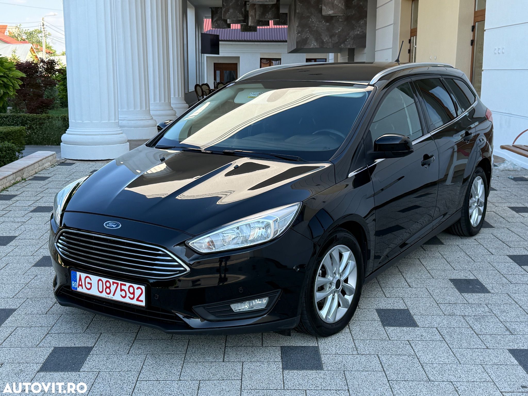 Ford Focus - 1