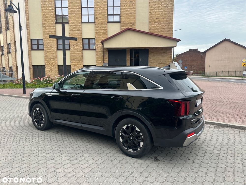 Kia Sorento - 32