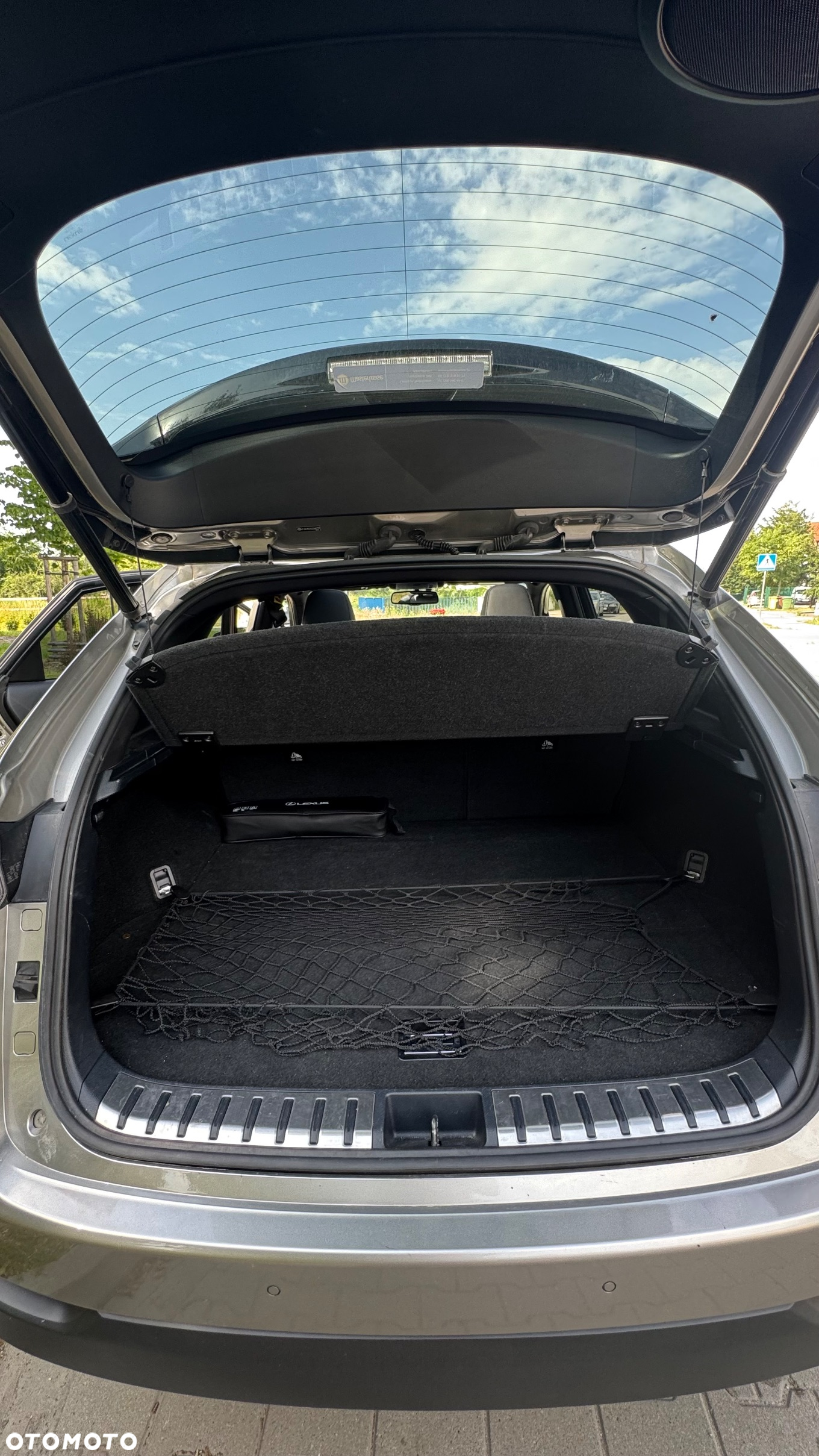 Lexus NX 300h F Sport AWD - 9