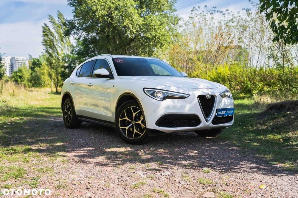 Alfa Romeo Stelvio - 3