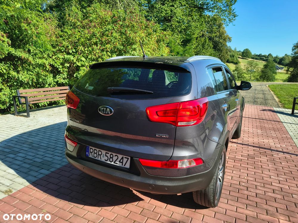 Kia Sportage 1.7 CRDI 2WD ISG Dream-Team Edition - 13