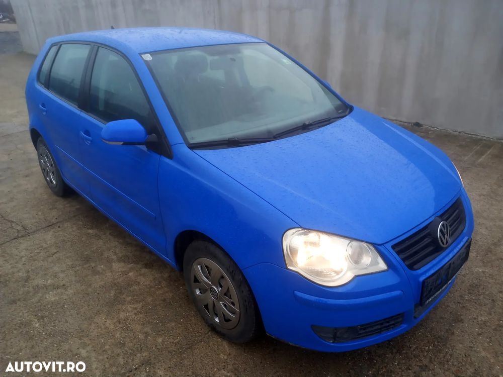 Volkswagen Polo - 3