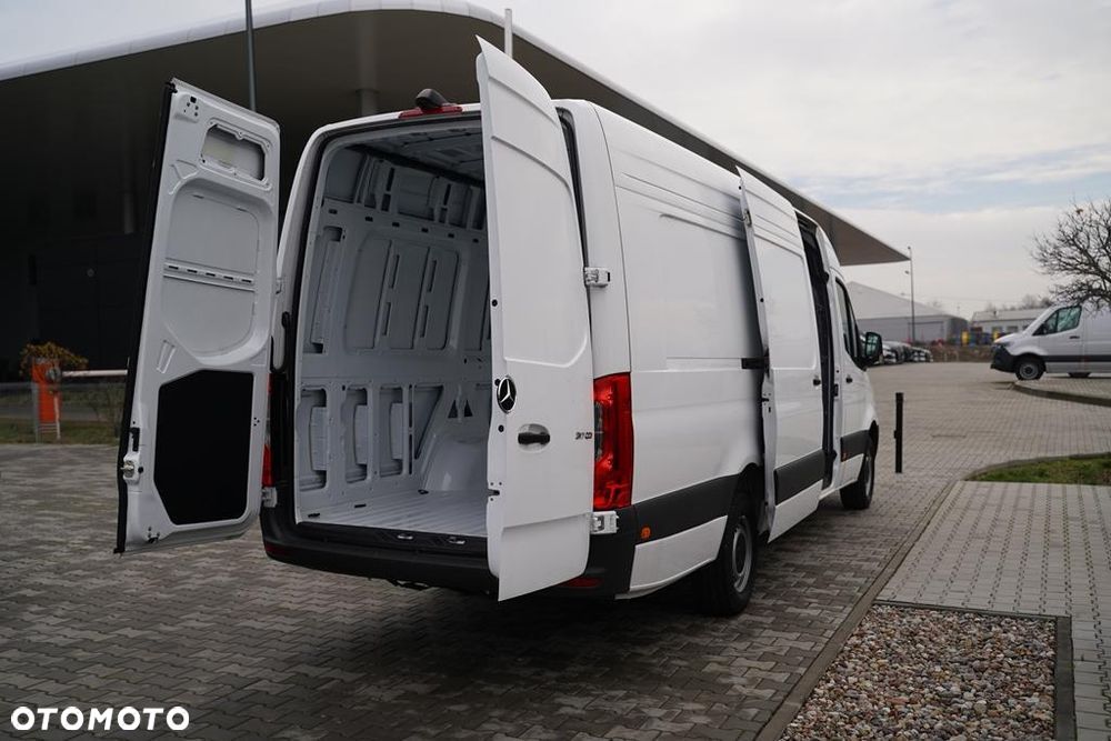 Mercedes-Benz Sprinter 317 CDI Extra Long BASE 15,5m3 - 21