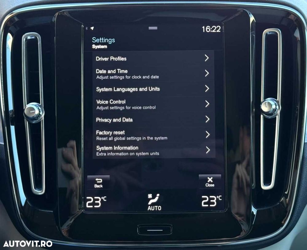 Volvo XC 40 Recharge T4 Twin Engine AT7 Inscription Expression - 39