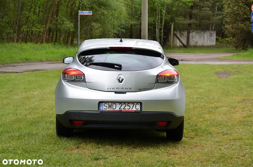 Renault Megane 1.5 dCi Bose Edition - 8