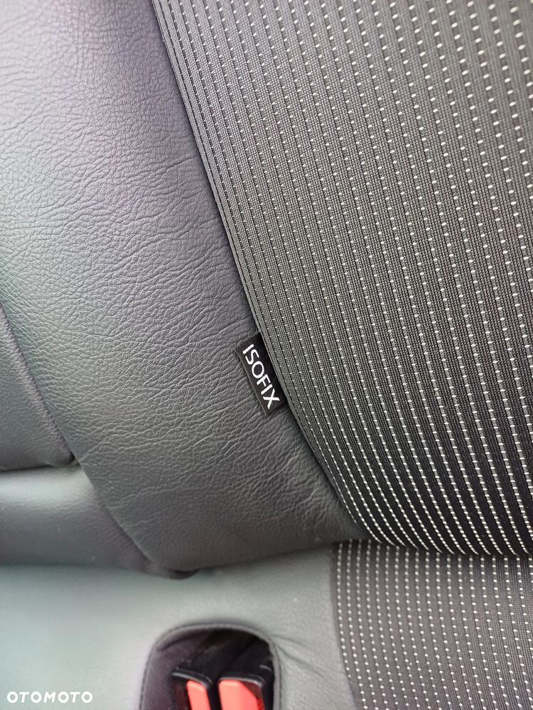 Peugeot 508 HDi FAP 140 Allure - 25