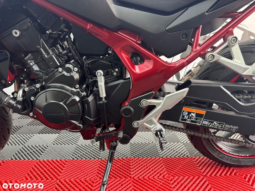 Honda Hornet - 21
