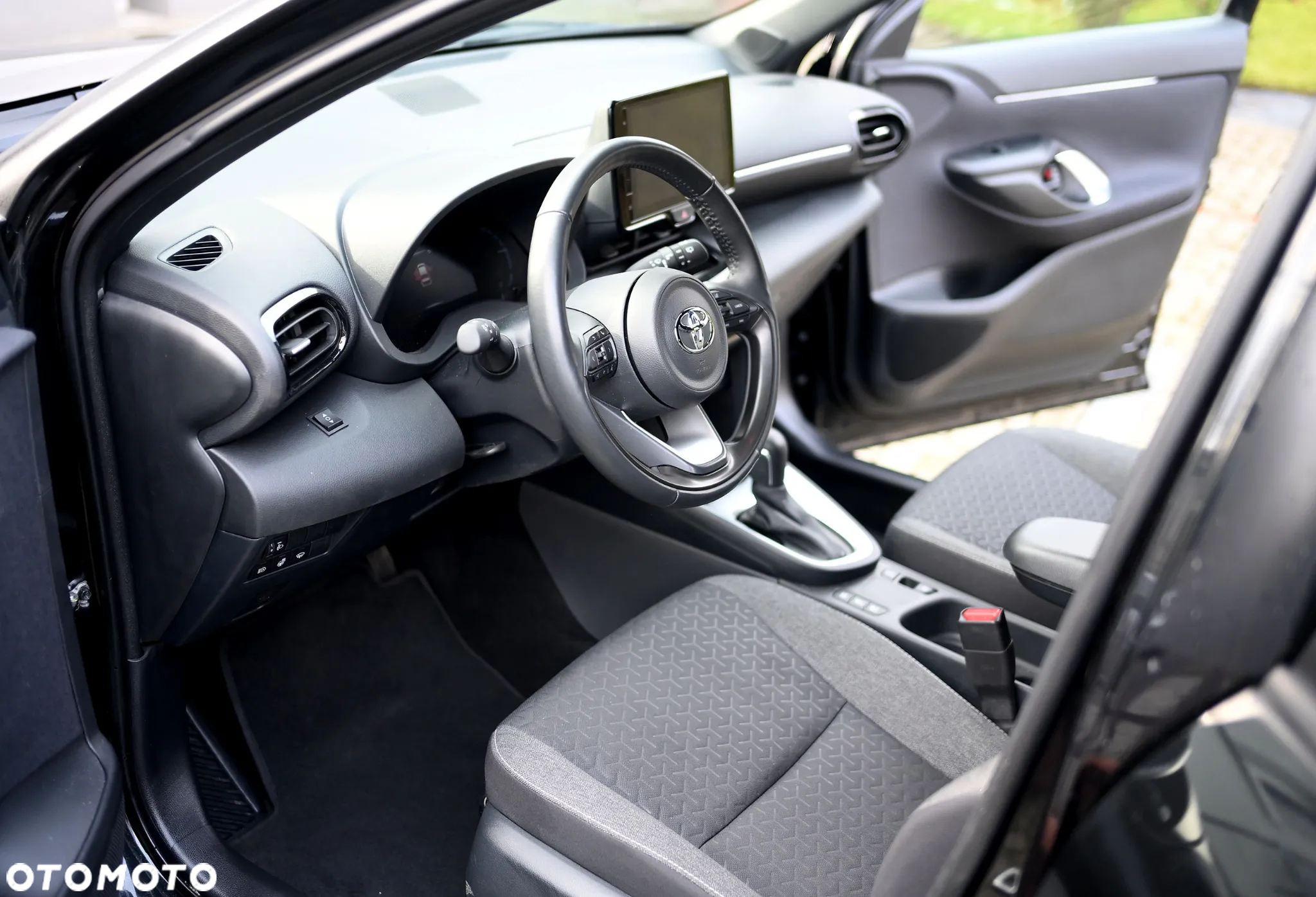 Toyota Yaris Cross Hybrid 1.5 Style - 22