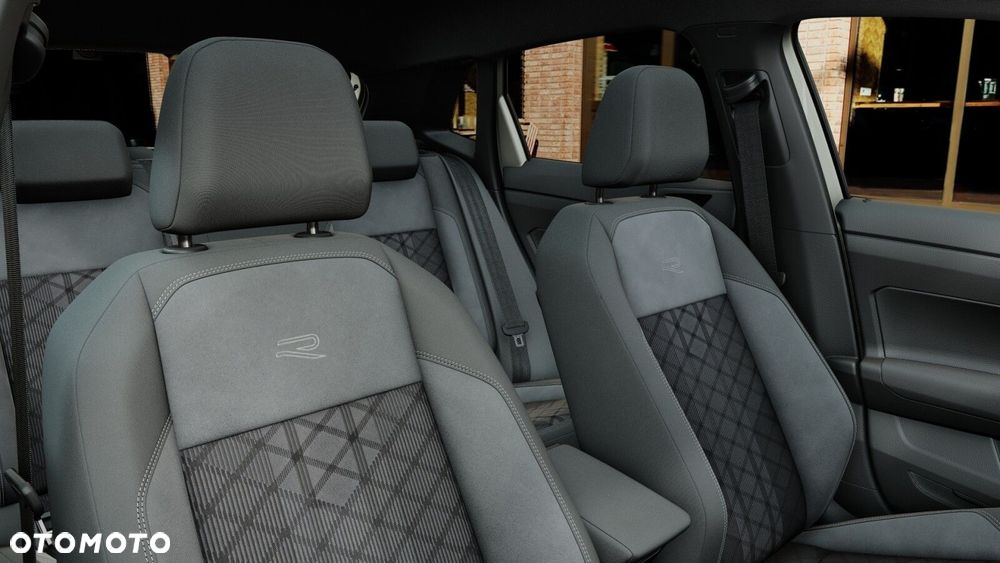Volkswagen Polo 1.0 TSI R-Line Plus DSG - 11