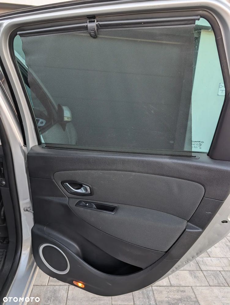 Renault Grand Scenic 1.6 16V Authentique - 22