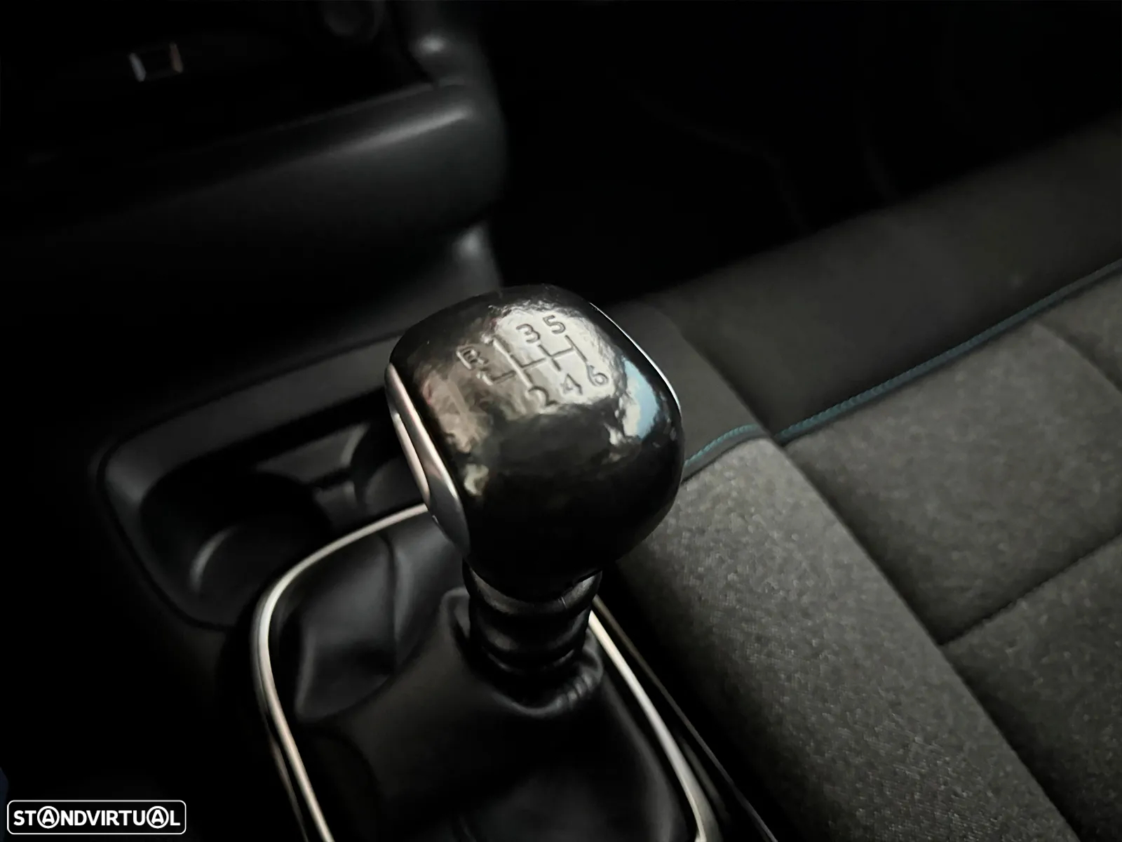 Citroën C4 Cactus 1.2 PureTech Shine - 16