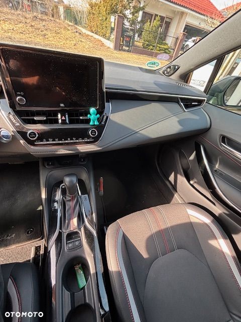 Toyota Corolla 2.0 Hybrid GR Sport - 8